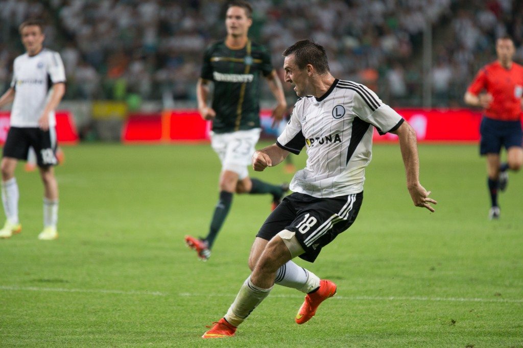 Legia z kompletem punktów. Internet szaleje [PRZEGLĄD TWITTERA]