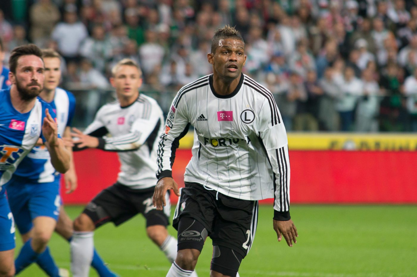 Legia ponosi klęskę w Gliwicach. Wilczek bohaterem