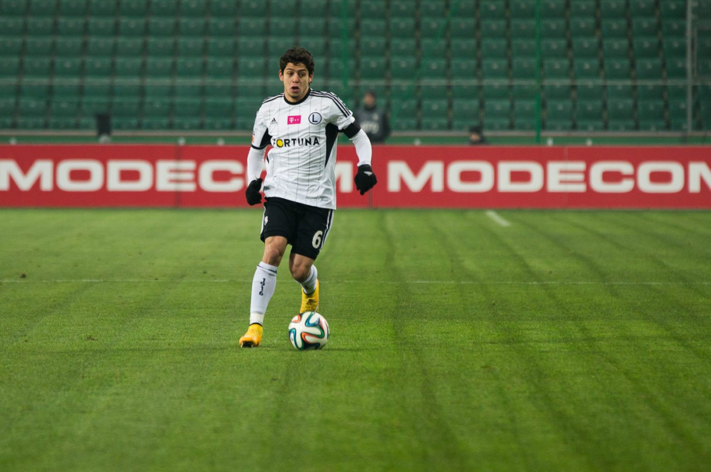 Ekstraklasowy ranking iGola: prawoskrzydłowi