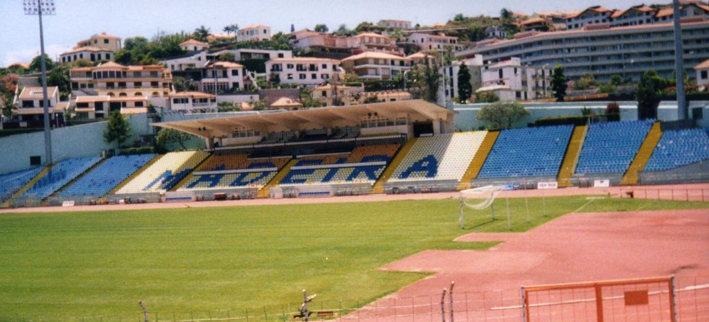 FJW: Piłka na drewnianej wyspie