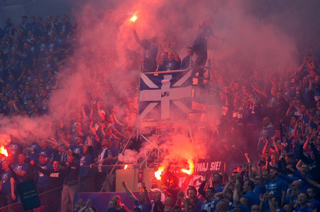 Reakcje kibiców Lecha i Legii po transferze Hamalainena