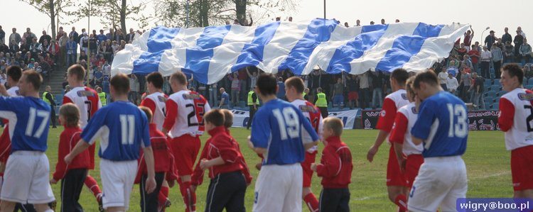 I liga: zacięta walka o utrzymanie, Wigry najbliżej spadku