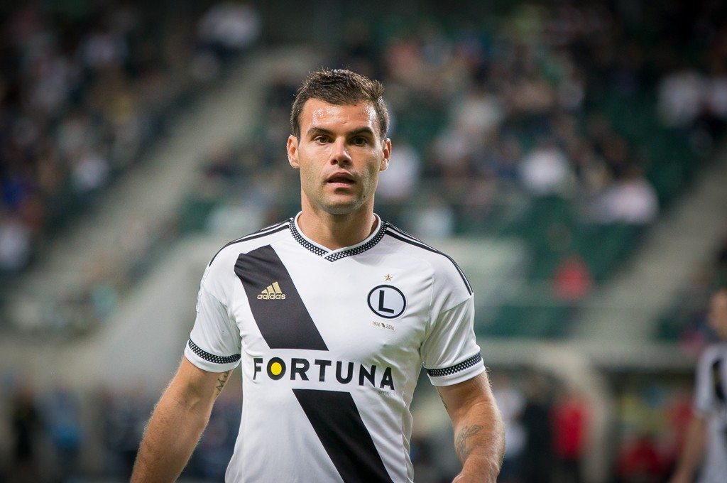 Wściekła Legia psuje święto w Chorzowie