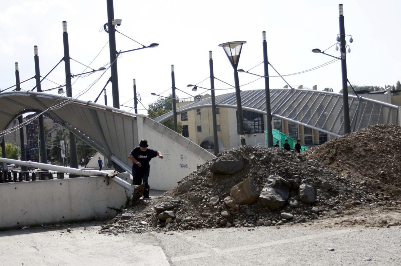 Piłkarz, imigrant – Valon Behrami