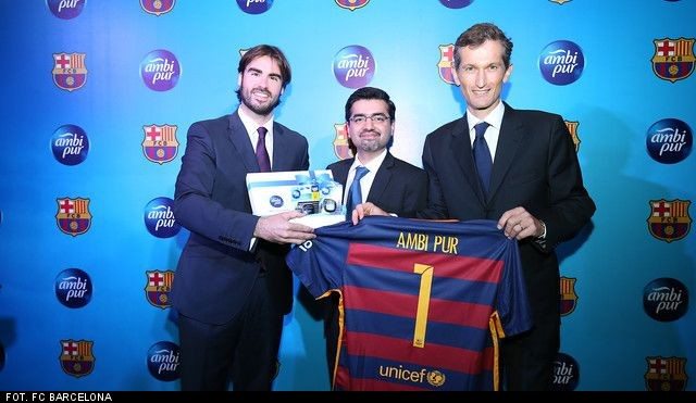 Od zakładu pogrzebowego po firmę porno – najdziwniejsi sponsorzy w piłce