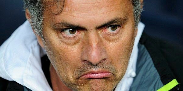 Kłótni Mourinho z arbitrami ciąg dalszy