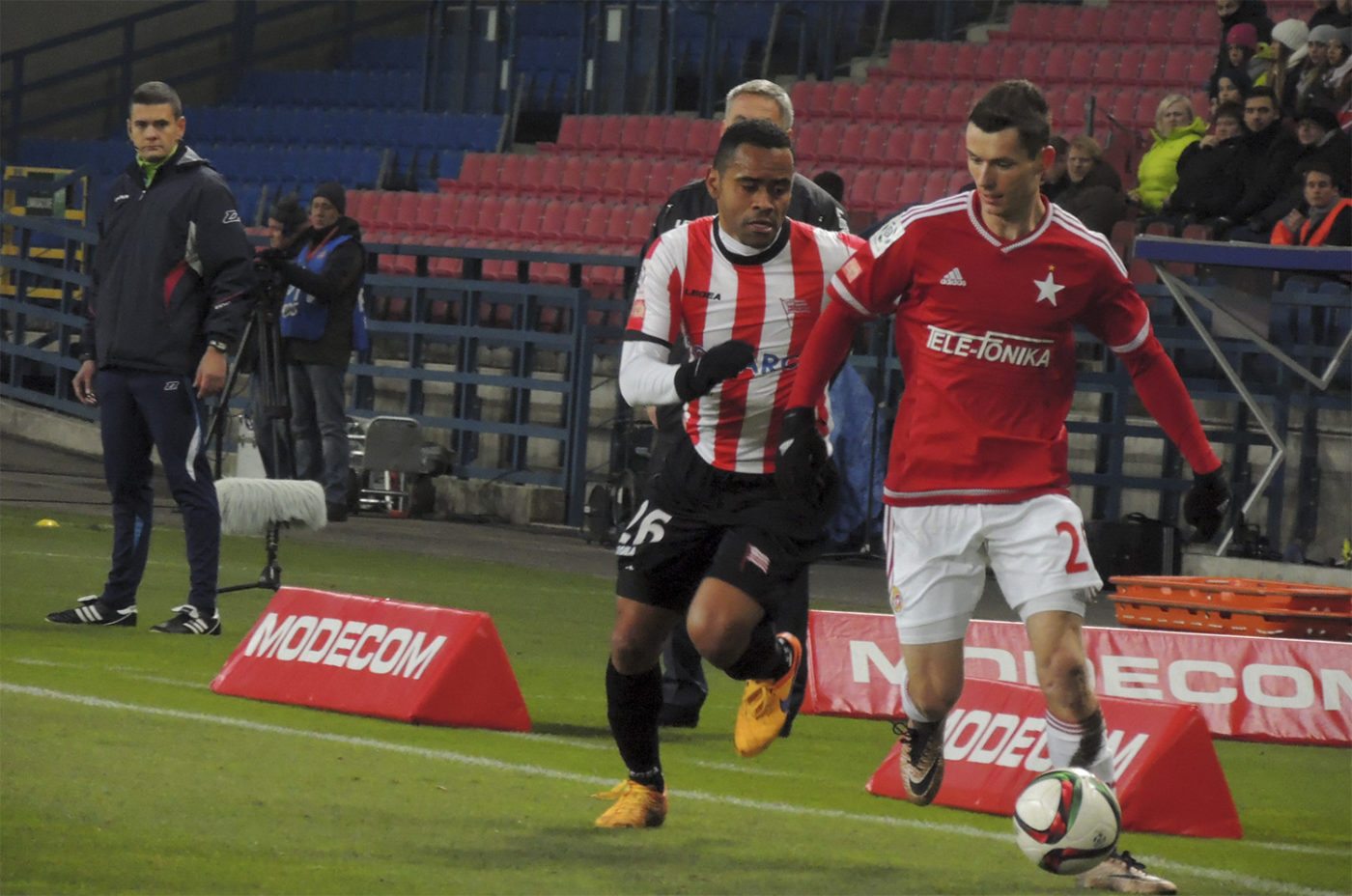 Po obu stronach Błoń. Cracovia i Wisła jako punkt wspólny w CV