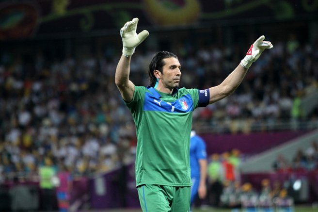 Grande „Gigi”! Buffon pobił rekord, a Juventus zwyciężył Torino!