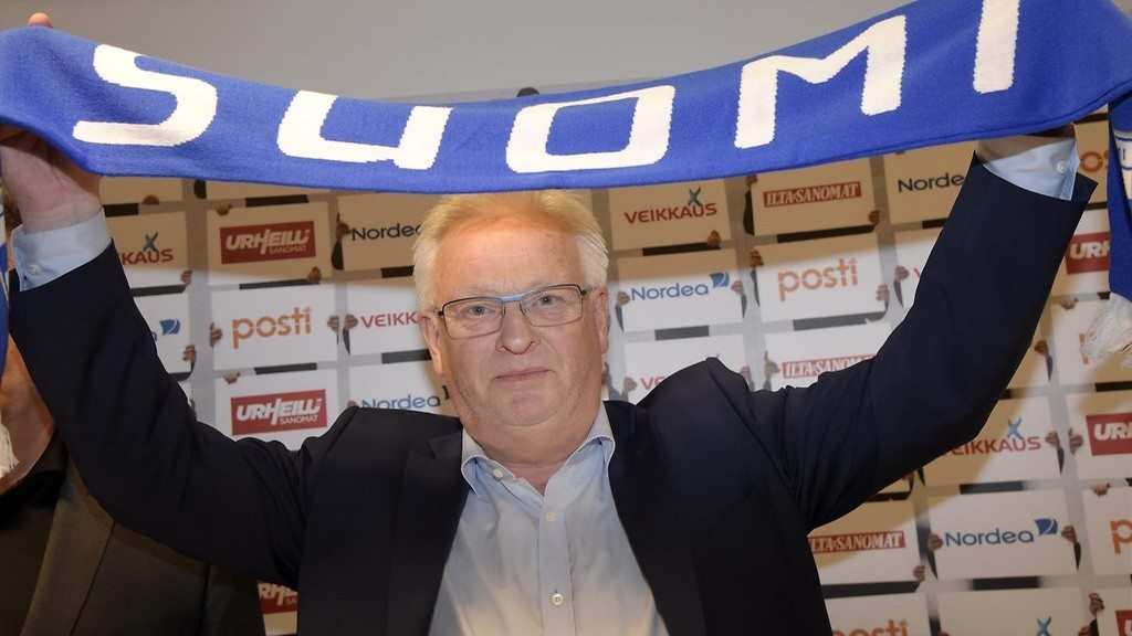 Spod skrzydeł Erikssona do reprezentacji Finlandii. Kim jest Hans Backe?