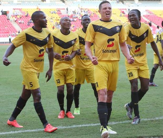 Polscy piłkarze w egzotycznych ligach