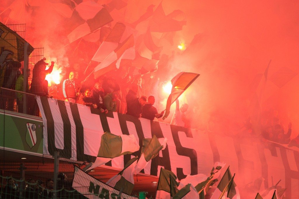 Kibice problemem polskiej piłki? Polemika!