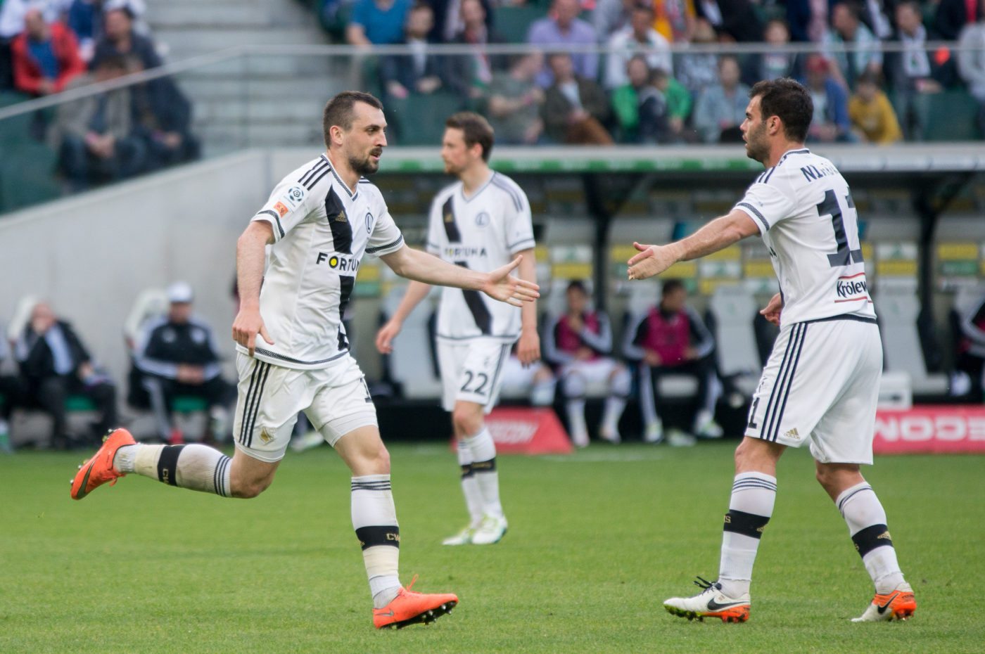 Kucharczyk nie jest sam. Niecodzienne sytuacje podczas świętowania sukcesów