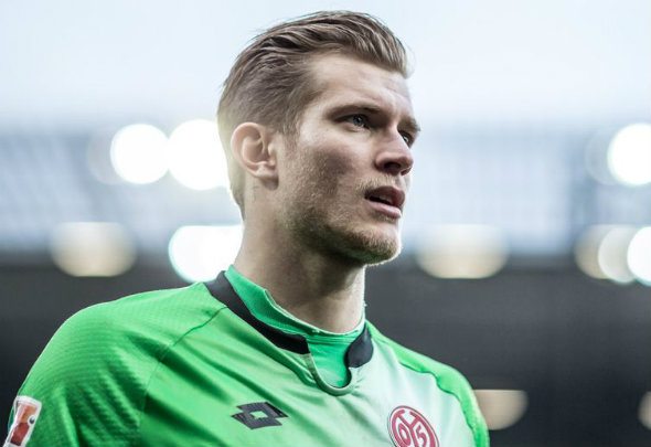 Młody, perspektywiczny, pewny siebie. Loris Karius rusza na podbój Anglii