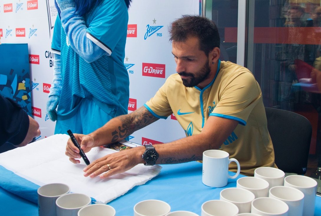 „Kapitan powinien być zawsze z zespołem” – Danny przykładem lidera idealnego