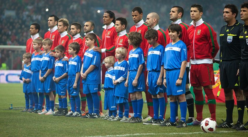 Cristiano Ronaldo – jak jego Portugalia rozpoczynała wielkie turnieje?