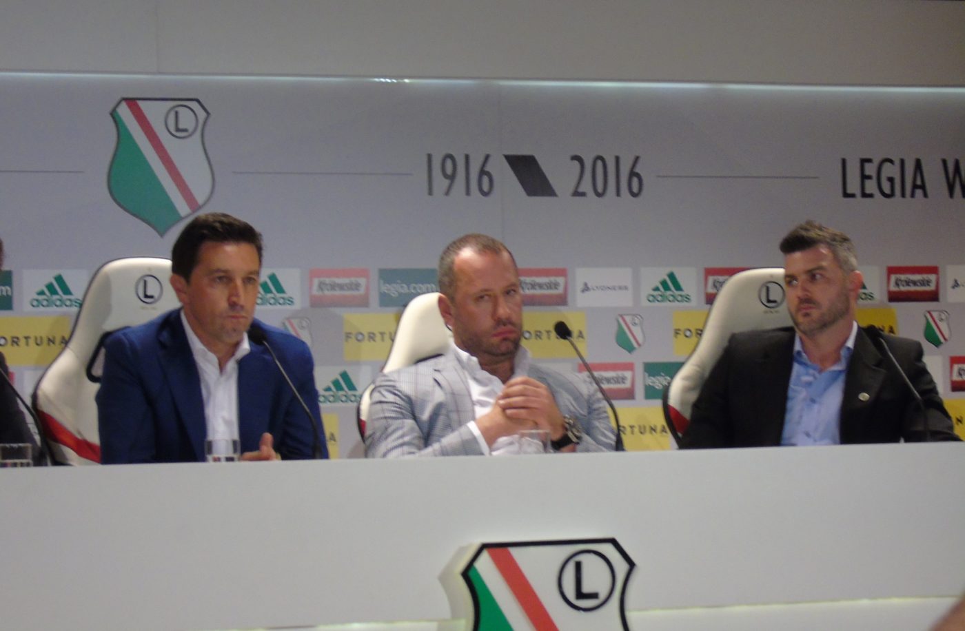 Żelazna logika Michała Żewłakowa, czyli co mówi, a co robi dyrektor sportowy Legii