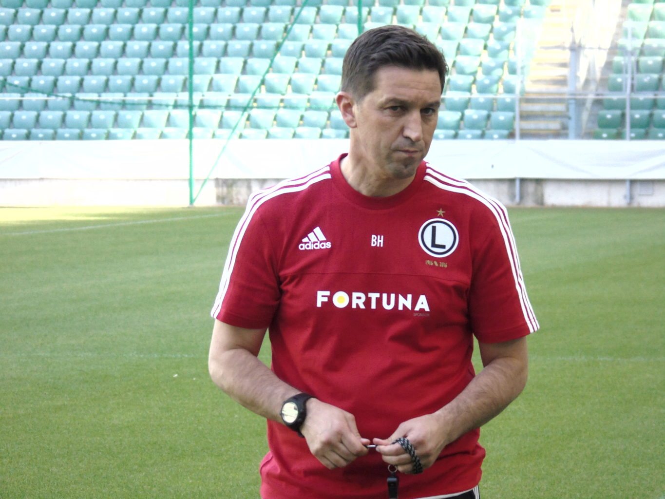 Plusy i minusy debiutu Besnika Hasiego