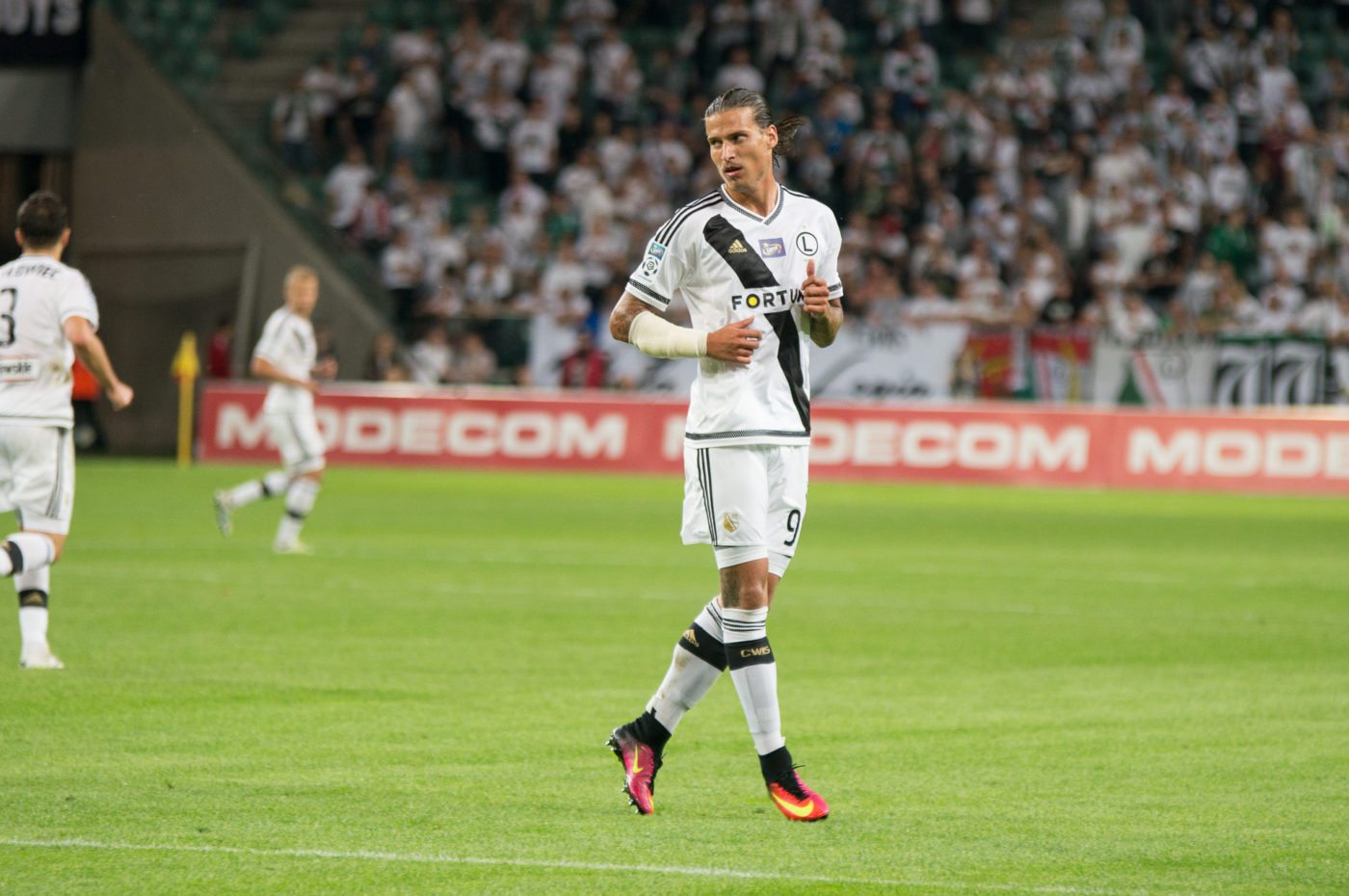 Kaczki transferowe: Nowy klub Prijovicia. Włoch na ratunek Valencii