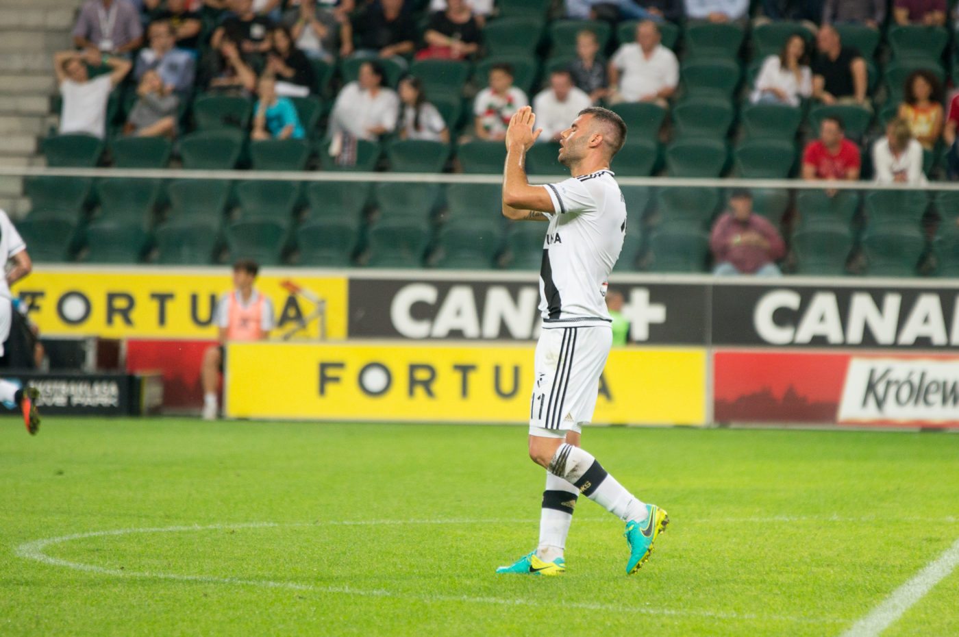 Zaczyna się transferowa zabawa. Kogo potrzeba klubom ekstraklasy?