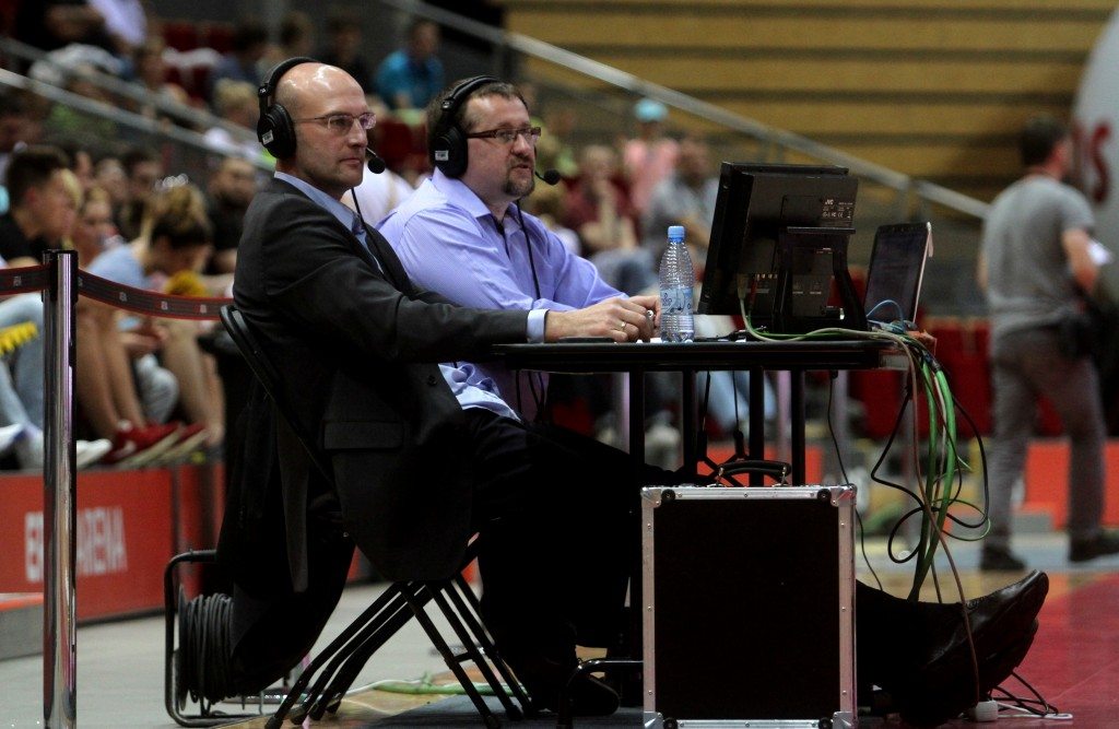 Salamon, Gummi Ben i kultura kładzenia trawy w Holandii – intrygujące komentarze sportowe