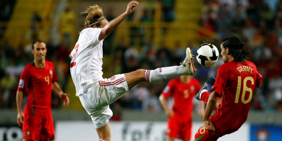 Głupota niejedno ma imię. Brutalne zagrania w sparingach