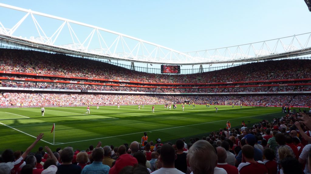 Pożegnanie Wengera z Emirates Stadium. Chelsea w grze o Ligę Mistrzów