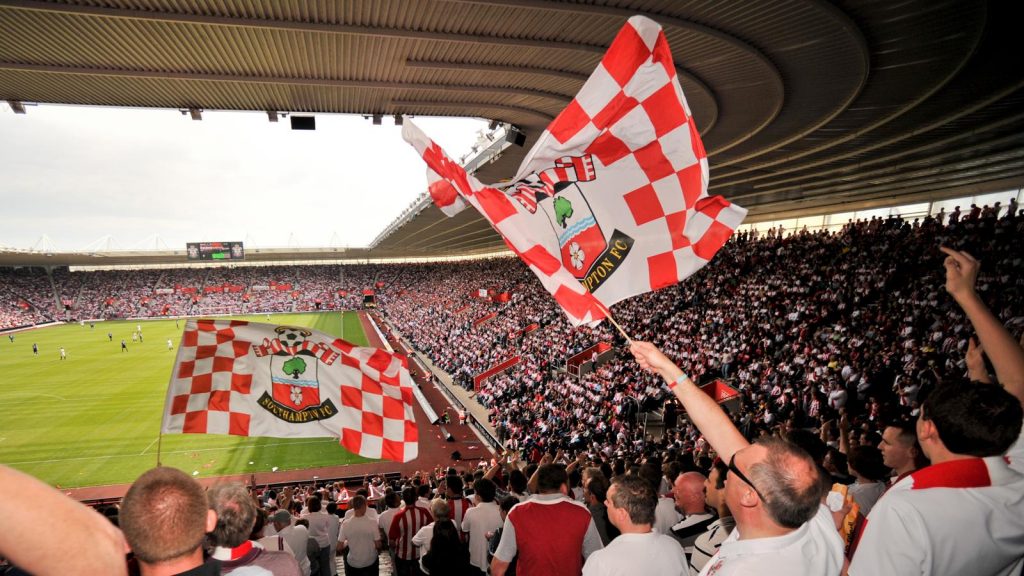 „Święci” (znów) w drodze do piekła?