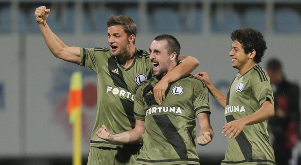 Legia się nie zatrzymuje. Jagiellonia zmiażdżona w Białymstoku