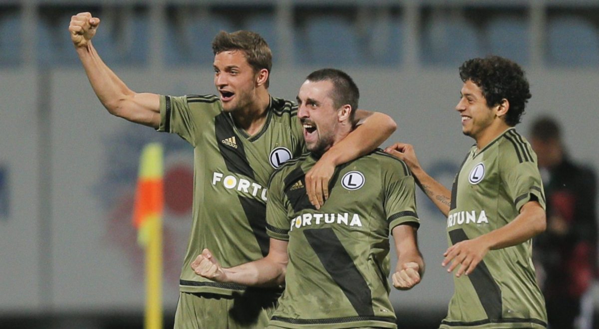 Legia się nie zatrzymuje. Jagiellonia zmiażdżona w Białymstoku