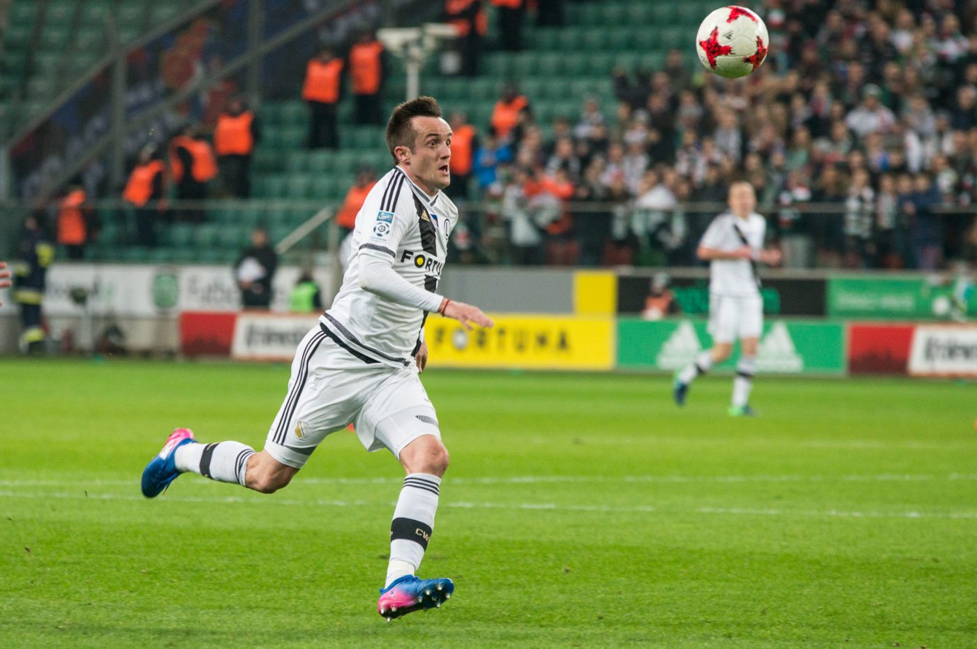 Pyrrusowe zwycięstwo Cracovii. Kontrowersja w Warszawie