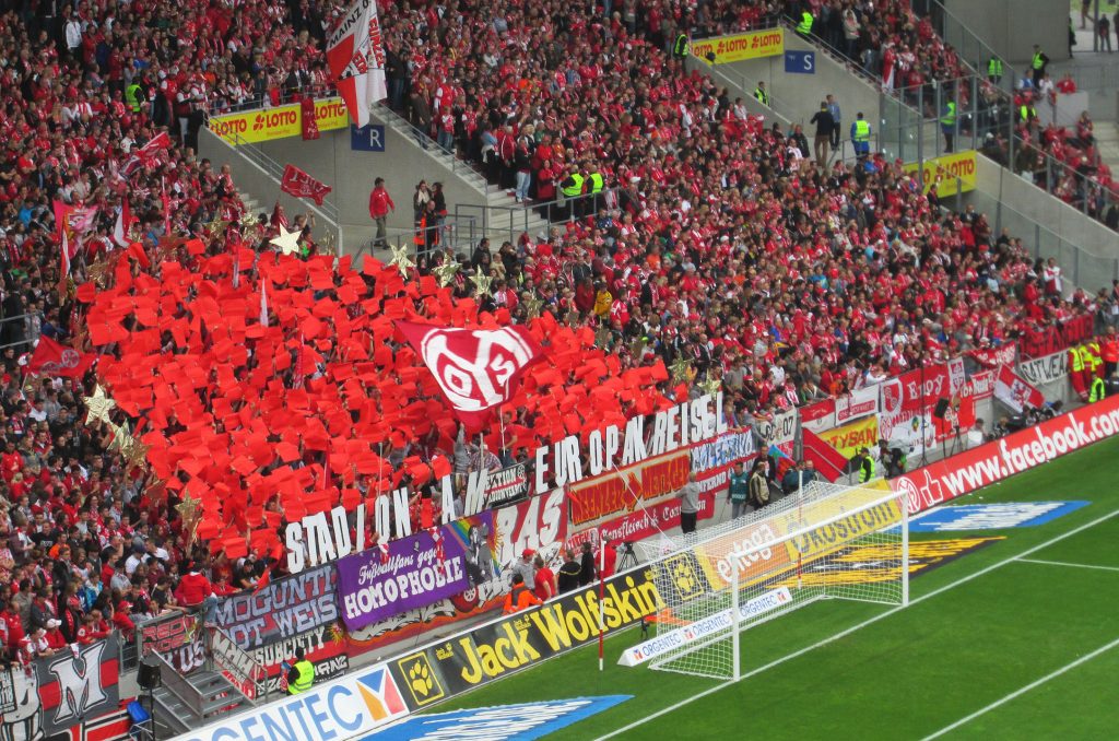 FSV Mainz drży o utrzymanie – czy drużyna uratuje się przed spadkiem?