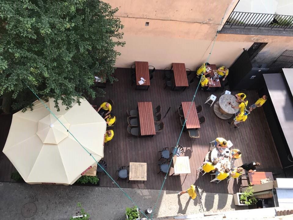 Jestem barmanem na tym dancingu! Szwedzi opanowali Lublin!