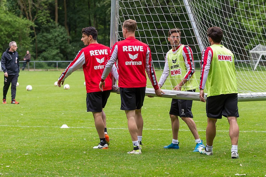 FC Koeln na równi pochyłej