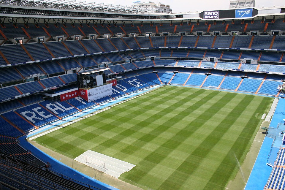 Real wygrał z Realem. Mozolna pogoń za rywalami