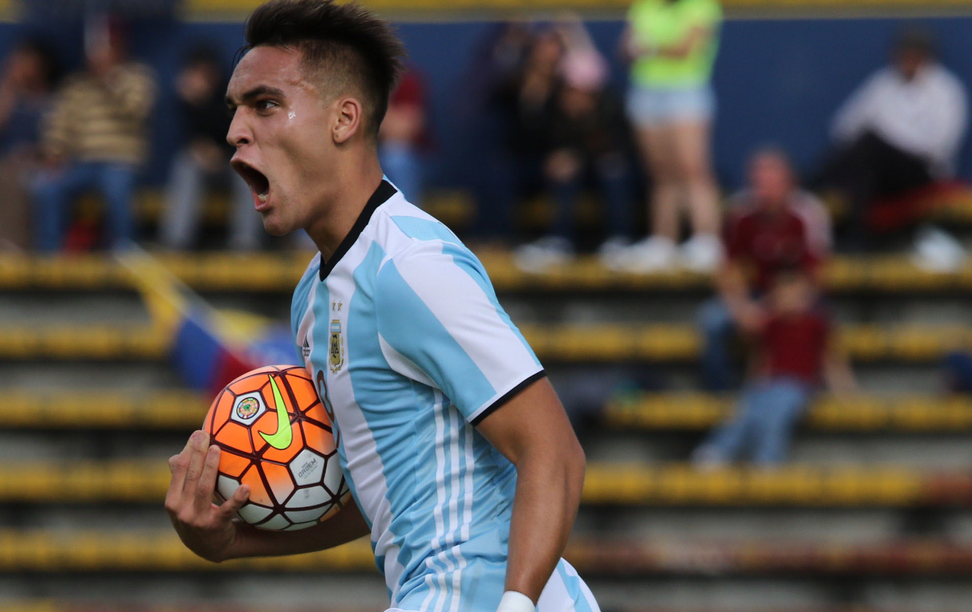 Moda na sprowadzanie młodych piłkarzy z Ameryki Południowej