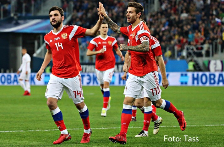 Grad rosyjskich goli. „Sborna” coraz bliżej 1/8 finału