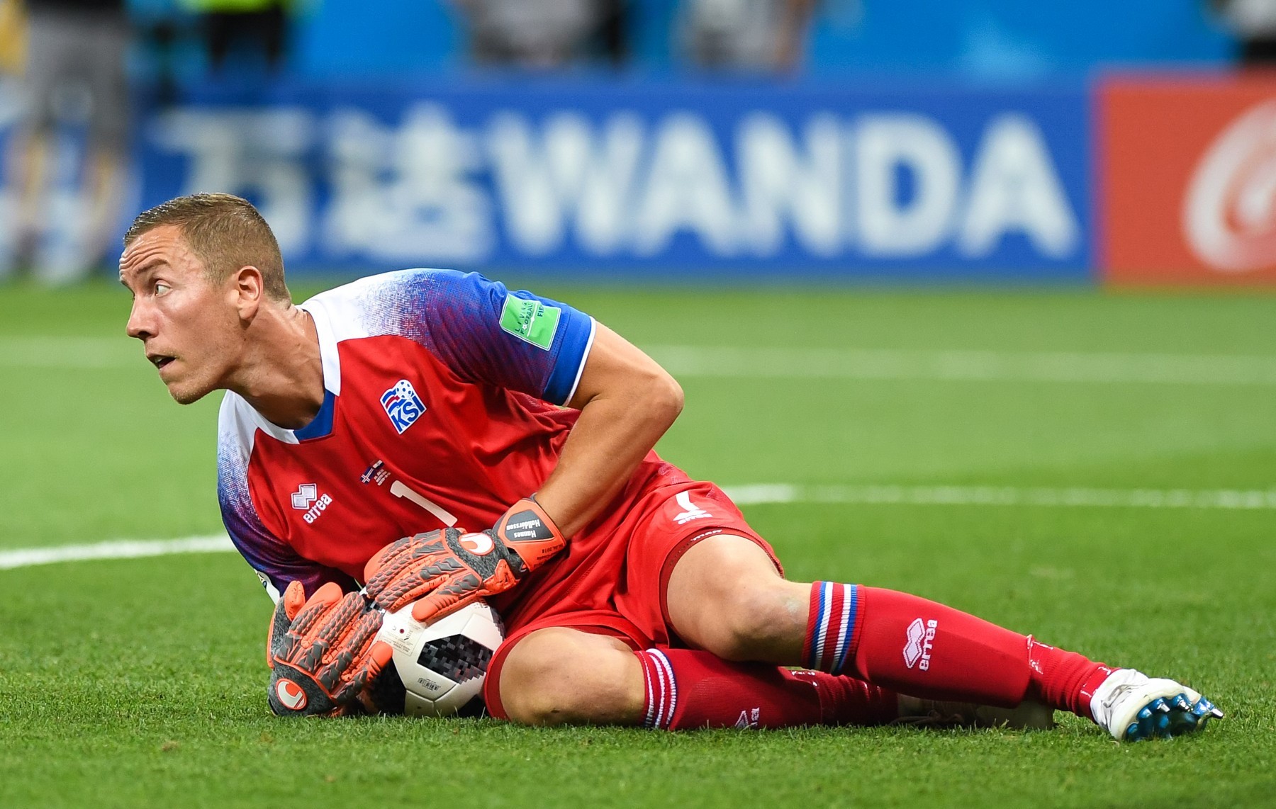 Hannes Halldorsson – od piłkarza do reżysera