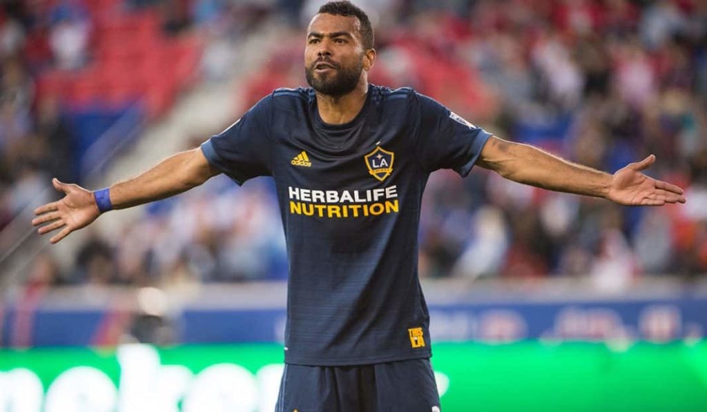 Ashley Cole – zapomniany staruszek blisko powrotu do elity
