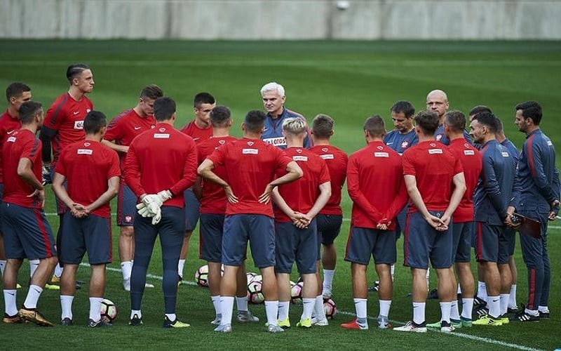 Brak szczęścia, jakości i piłkarskiego cwaniactwa sprawia, że Polska odpada z mundialu