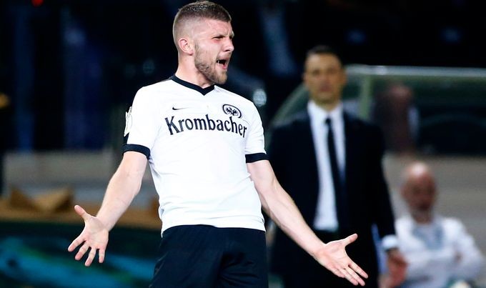 Chorwacki walczak kluczem do sukcesu Eintrachtu?