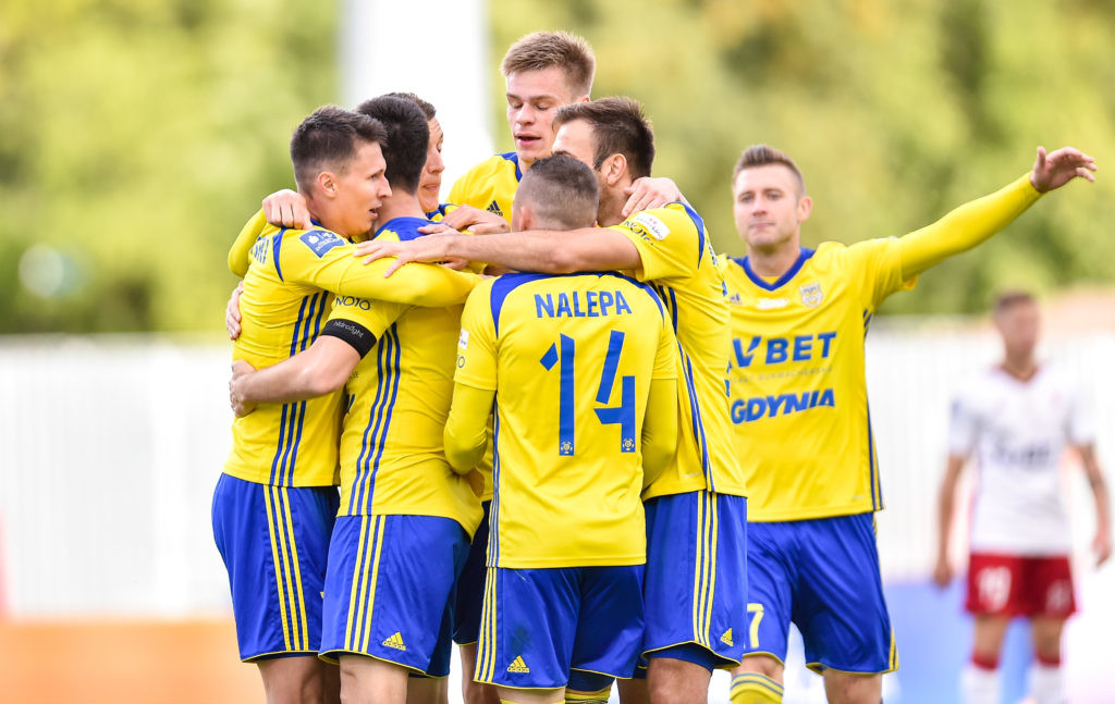 Arka Gdynia dryfuje w nieznanym sobie kierunku