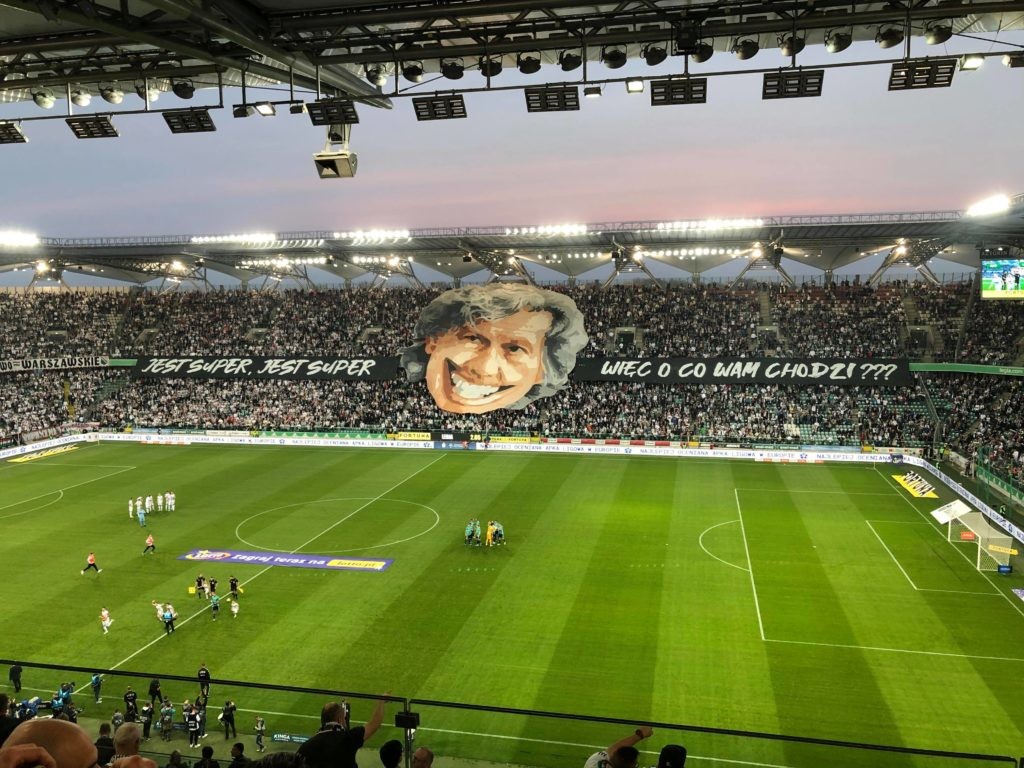 Chórzysta, 150 tysięcy euro na transfery i prezes – elegia o „Wojskowych”