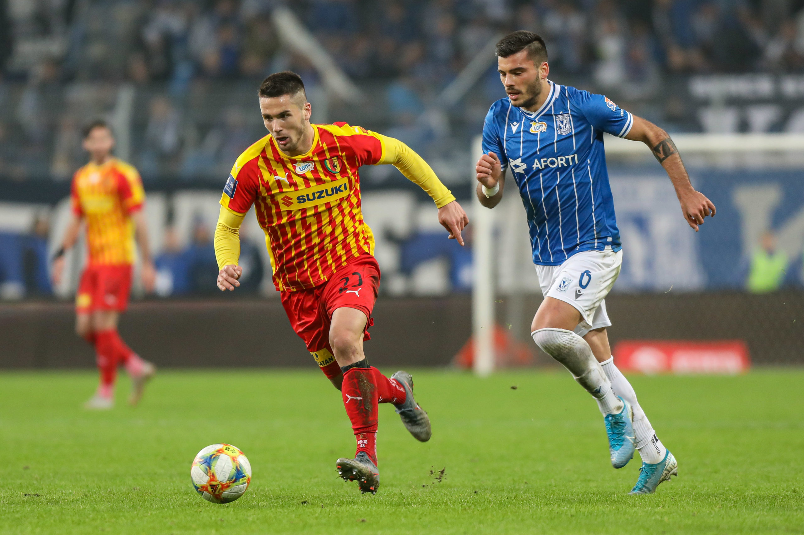 Napastnik potrzebny na wczoraj, czyli co robią źle w Kielcach