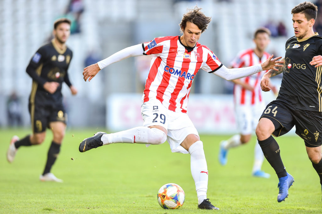 Bojan Cecarić za Urosa Djuranovicia – wymiana pistoletów w Kielcach