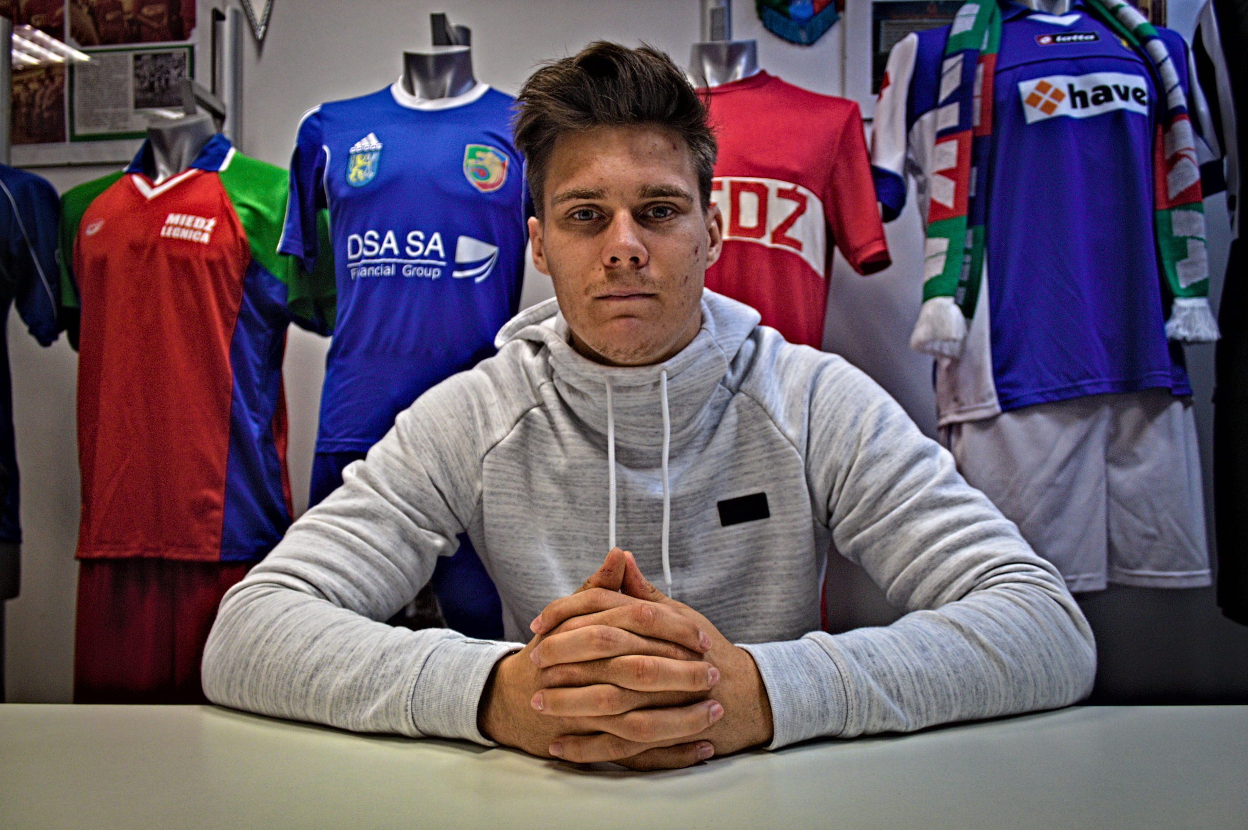 Kacper Kostorz: „Nie żałuję żadnego ruchu w mojej karierze” (WYWIAD)