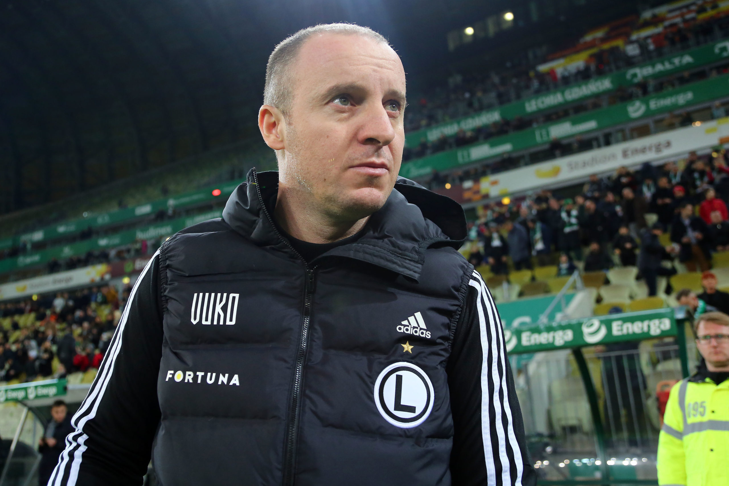 Powrót z emerytury Gąsiora, strażak Bartoszek i Klafurić w podwójnej koronie – poczynania ostatnich krótkoterminowych trenerów w ekstraklasie