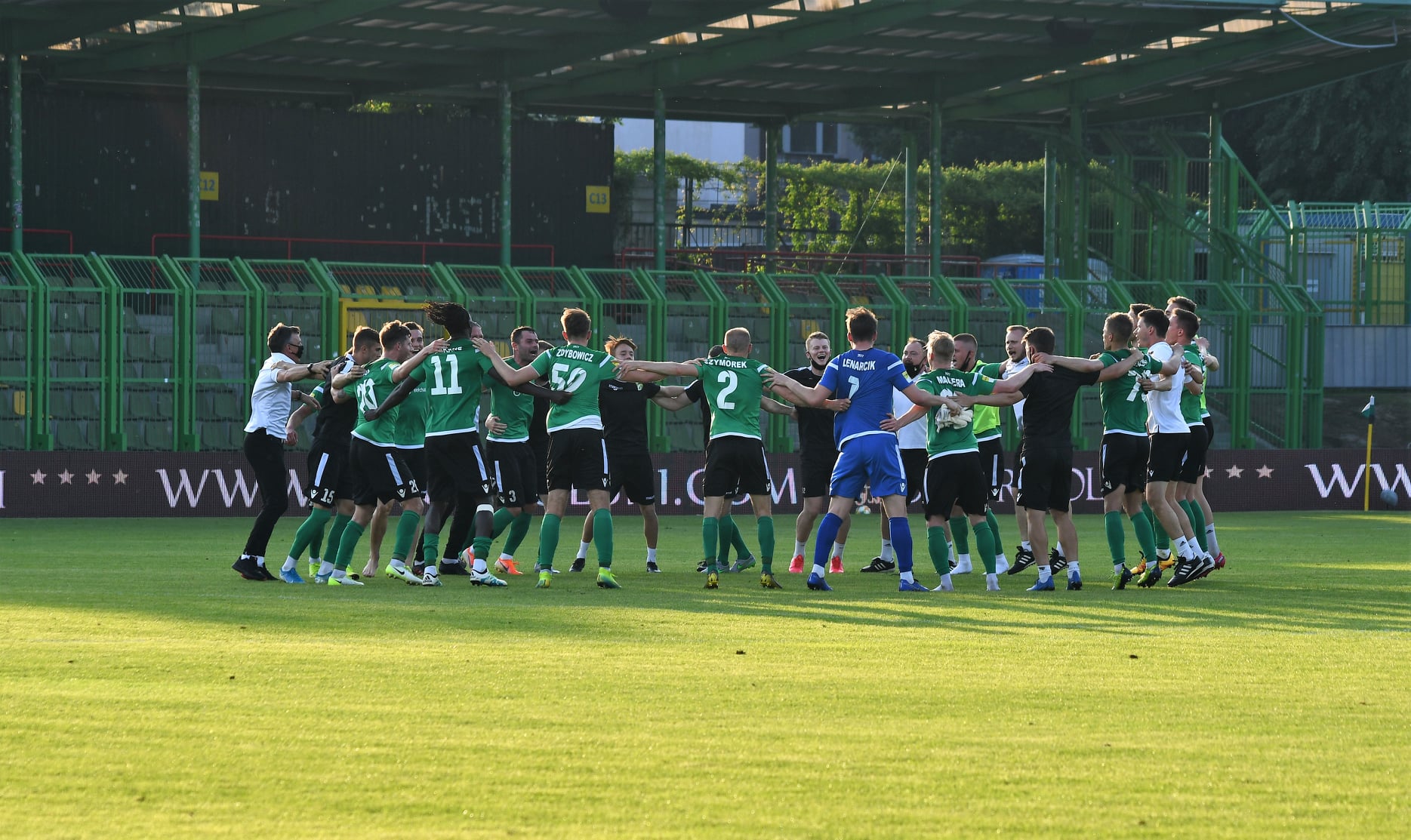 GKS Bełchatów i jego metamorfoza. Trzy punkty od strefy spadkowej i tylko cztery od barażowej