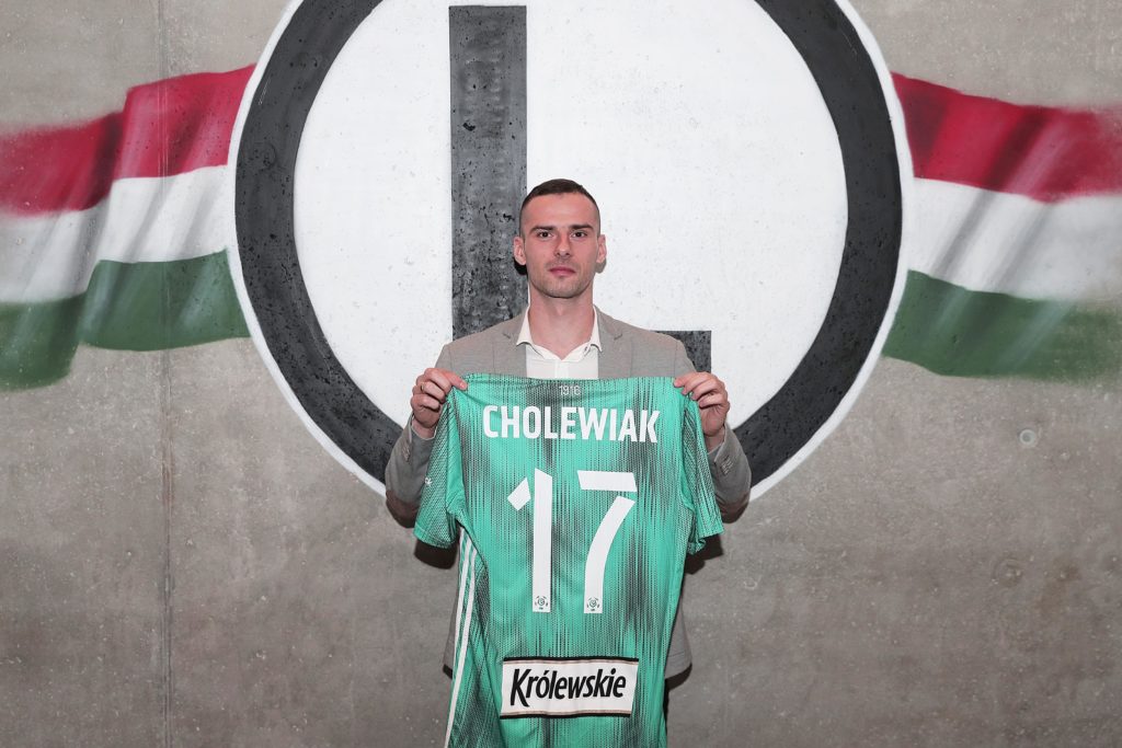 Ile można czekać, czyli piłkarska historia Mateusza Cholewiaka