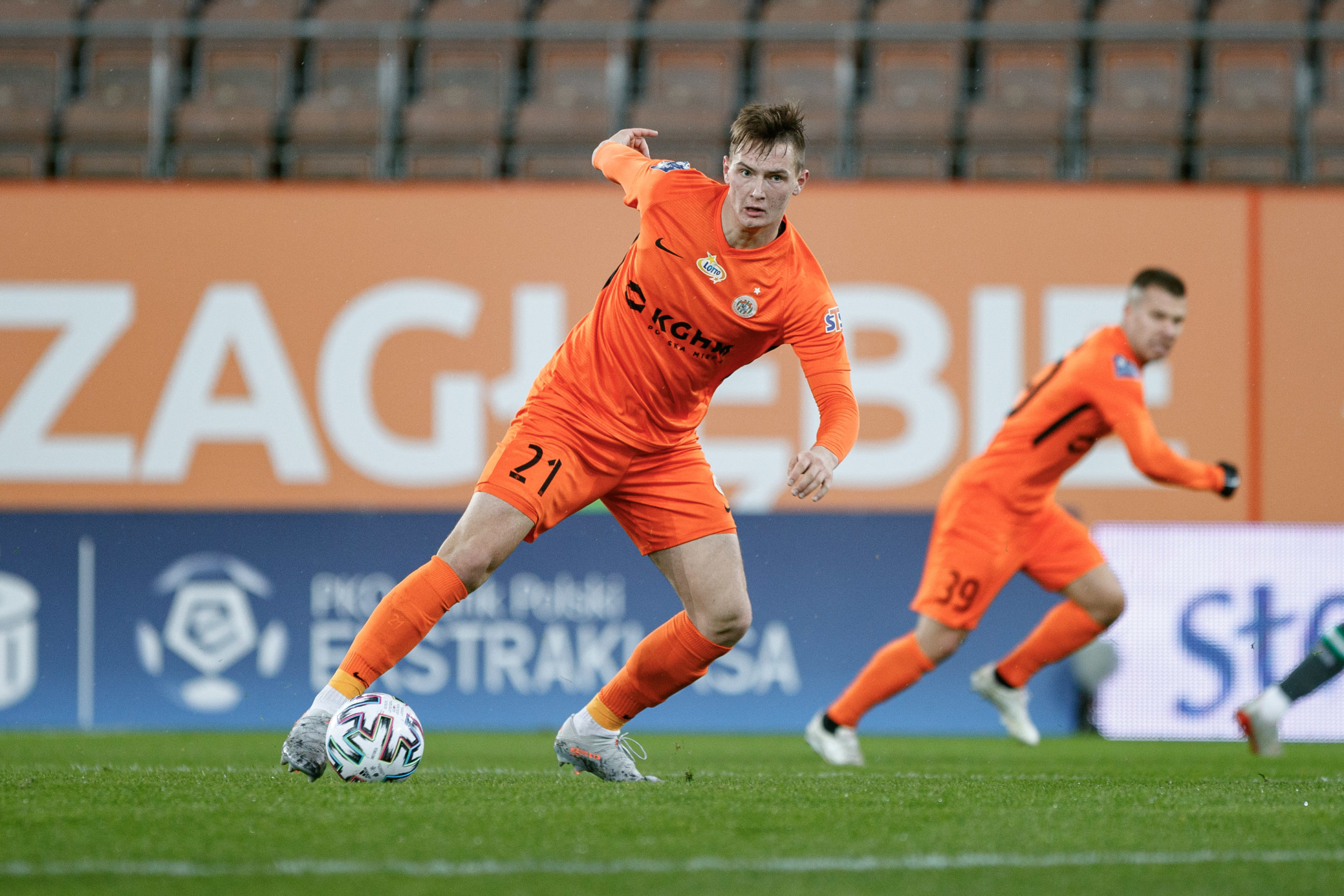 Bartosz Białek przeprowadza się do Niemiec. Napastnik nowym „Wilkiem”