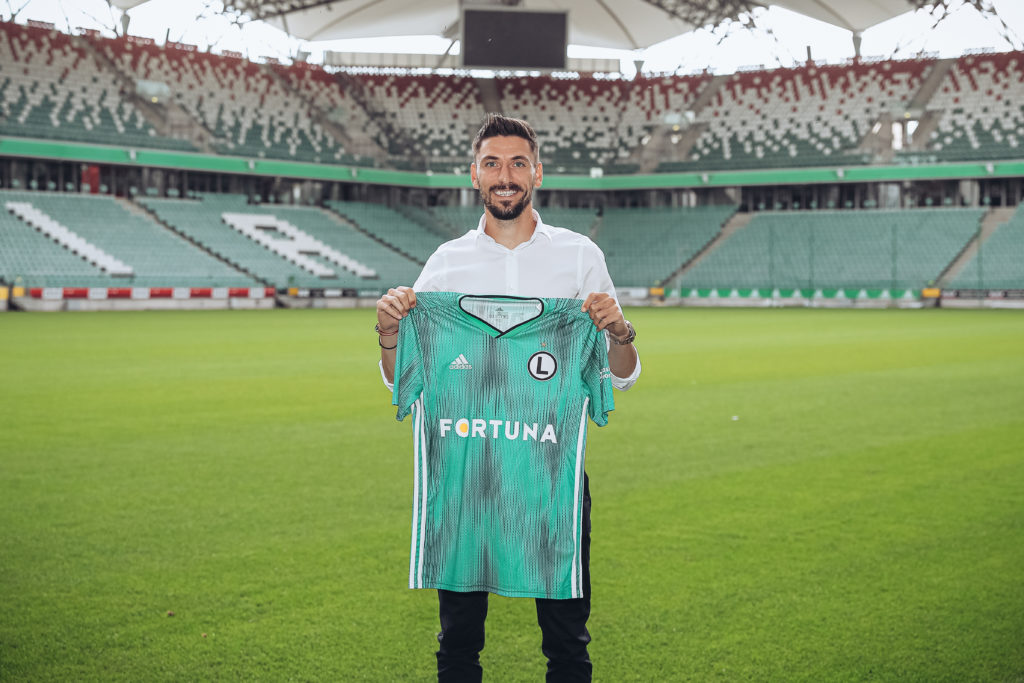 Filip Mladenović kolejnym piłkarzem sprawdzonym w ekstraklasie, który trafia do Legii